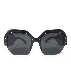 SOLD! Trendy Large Retro Sunglasses!
